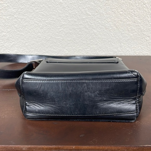 Vintage Gucci Structured Foldover Flap Shoulder Bag Black Leather Evening - Picture 7 of 16